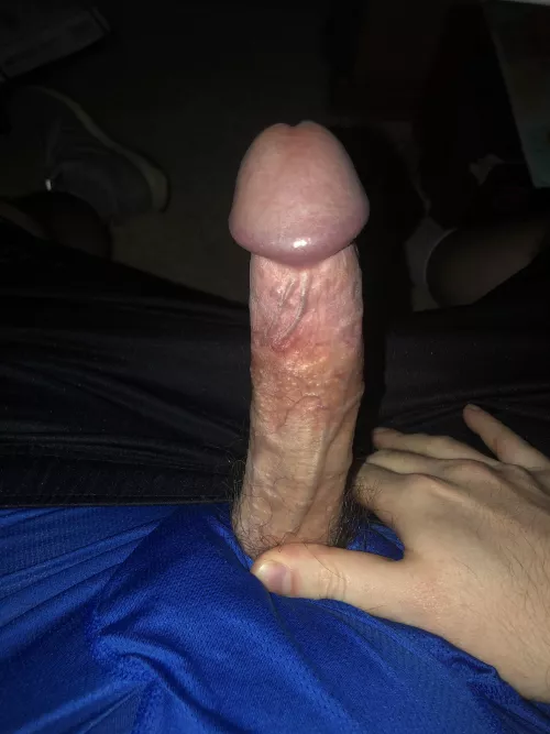 22 and so horny I’d love to share more please HMU by Pleasewatchme78