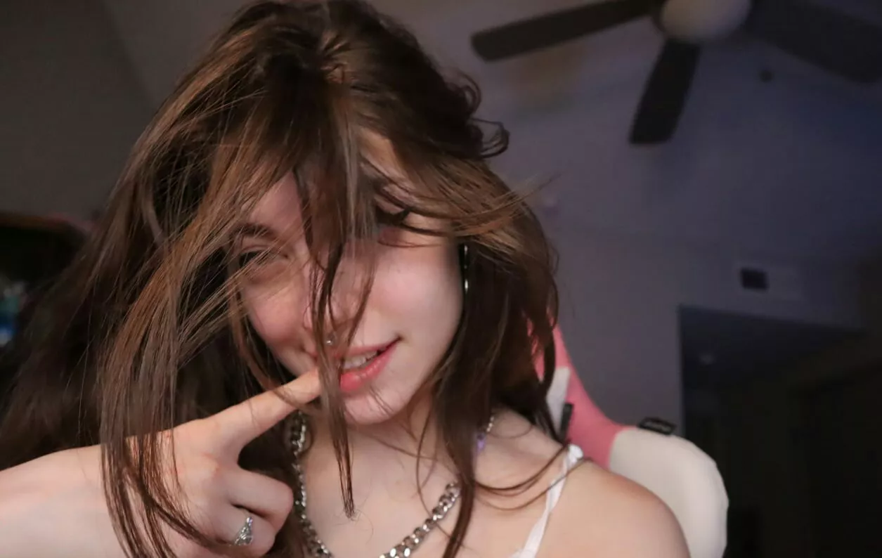 22 [F]Will give you anything you desire, I'm into anything you want me to be, I'll sending u nudes and videos to make u satisfy @sweetylevi posted by Superlevi1