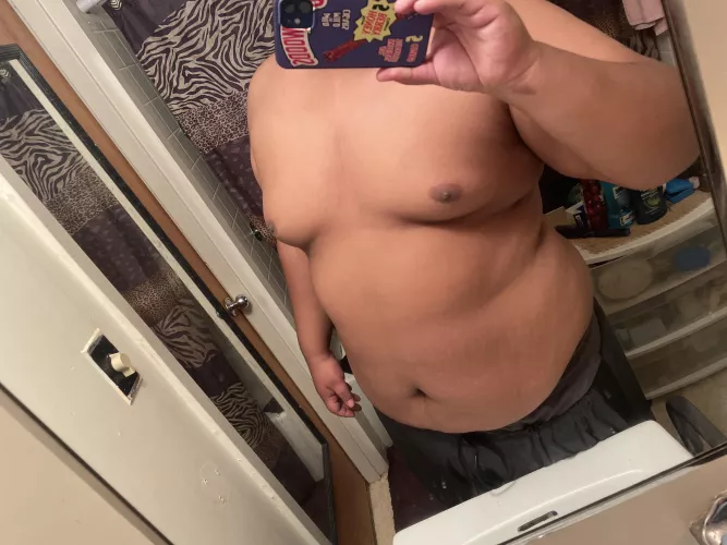[22] need my stomach and dick rubbed by bigdro274