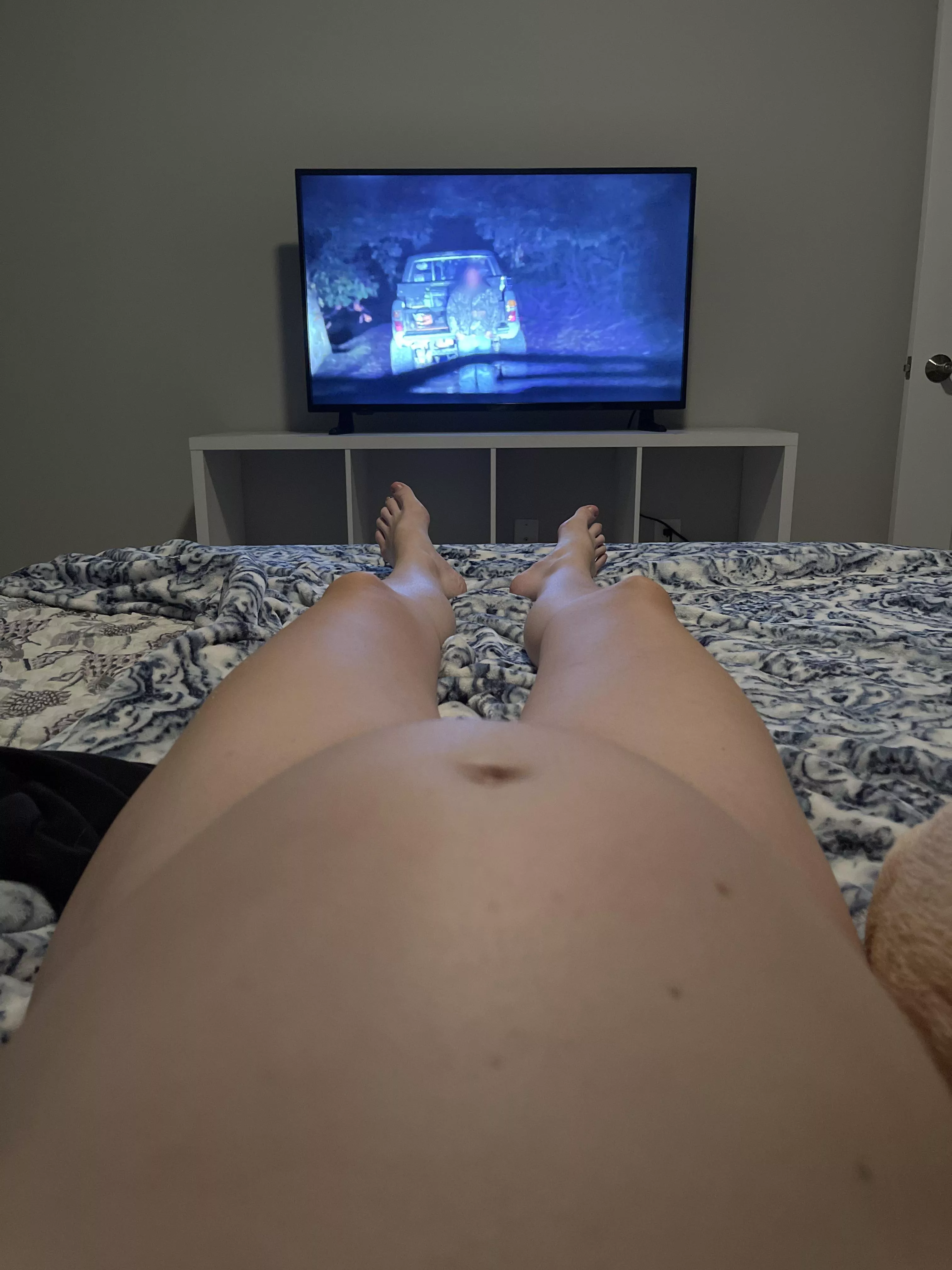 22 weeks today ❤️ posted by lizzysweets