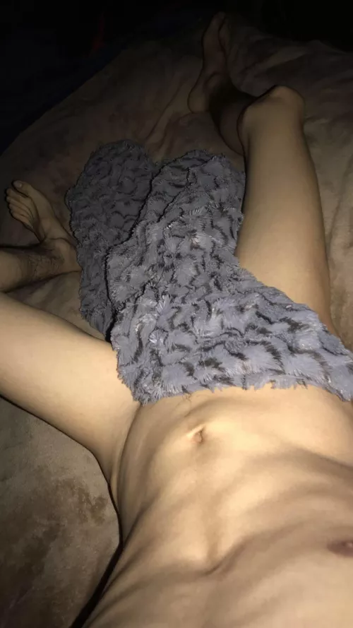 22 yrs old. Waiting for winter ❄️ by Mexicandessert