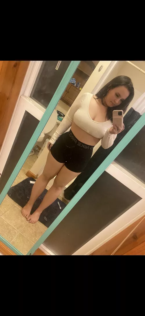 22f by ExpensiveRoof199