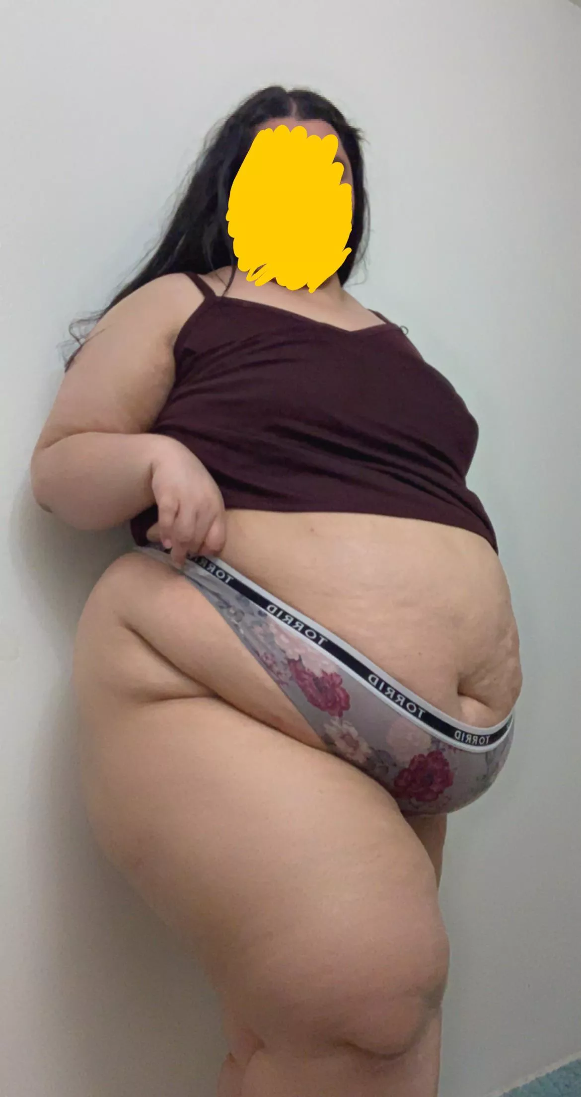 (22F SSBBW) Tell me your wildest fantasies 👀 This may or may not fuel future content~ posted by SSBBWDulce