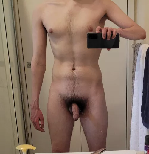 22[M] How's my body looking? by upvoter3008Jet