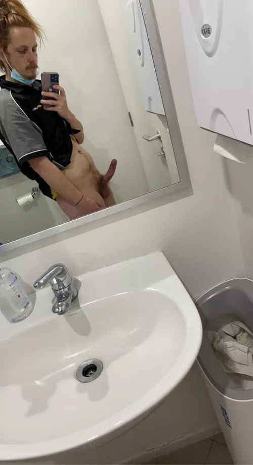 23 a little bit shy pls be nice 🙈 by Nvrcmb