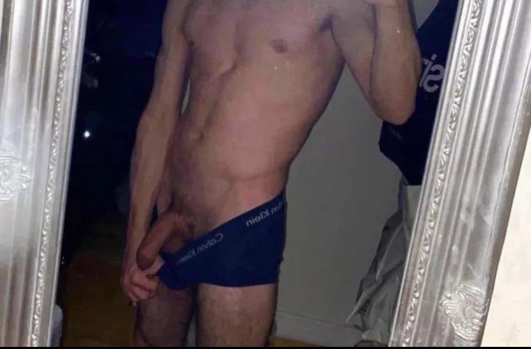 23 Australian just came back from the gym. Would love to bust my 4 day load with a muscular or body builder bust on live usually no face. I precum heaps. Send Asl body pic. Pls be willing to cum live. Love muscles. Add snap:archdaniels2021 by Any-Dragonfly-9585