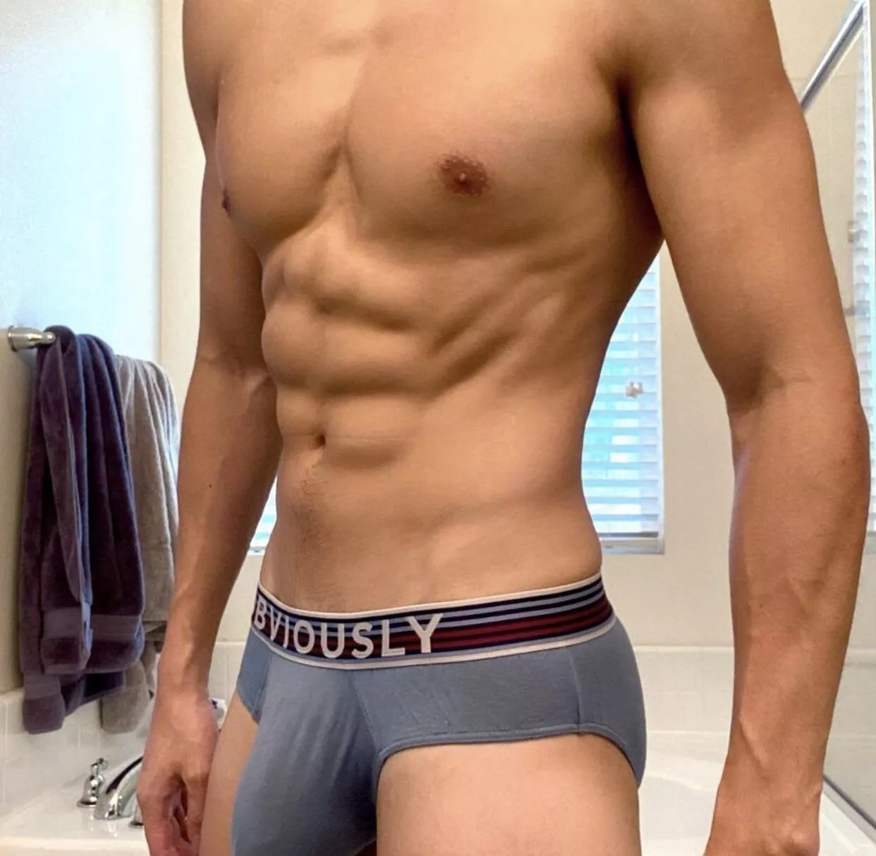 [23] Happy Hump Day! posted by xanderkinggg