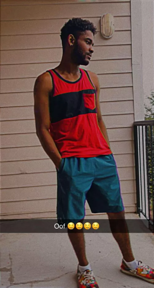 23 M. I play Cold War, rocket league, apex, fortnite, bo4, bo3, rogue company, warzone, rainbow 6, dbd, destiny 2, gta v, minecraft, mortal combat XL, friday 13, and 2k21. Add me Gt: SuperMusic23 by Hopeful_Ocelot6034