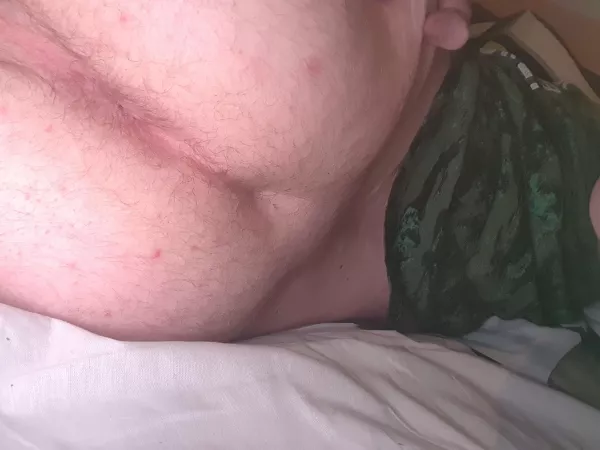 23 uk dm me by rocksidi