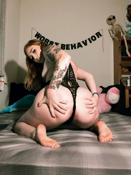 23[F][SELLING] customs, sexting, premium snapchat, GFE, vidchat and more. 🍓 SERIOUS BUYERS ONLY 🍓 Kik me @ gingerxxxbr3ad | Snap me @ gingerxxxbread. 🍓🍓 by gingerxxxbread