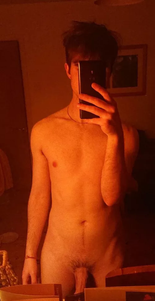 23(m) be honest! =P by shynessis_nice