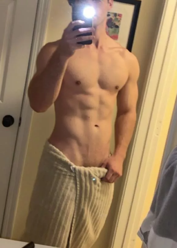 23M Bull looking for a fit hotwife/couple in Atlanta area! posted by LegallyNude