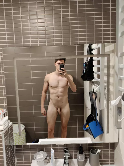 24 M I love to make you horny by RestlessRnd