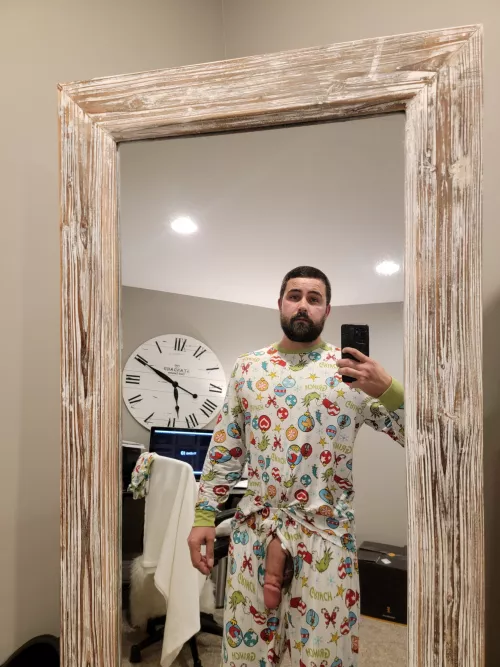 (24) (m) My Candy Cane Slipped Out 😳🎅 by hugeone101