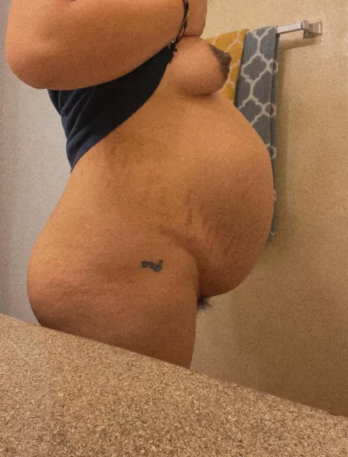 24 weeks 🤰🏻 by Milkymooon66