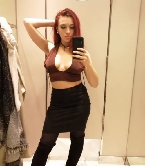 [24F] Changing room selfie by ItsMartina97