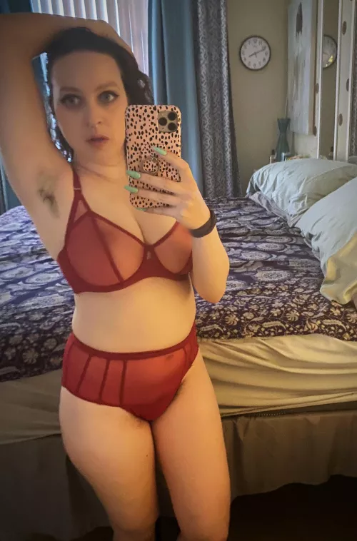 [24f] Thirst trap Thursday by BizzyBizzz