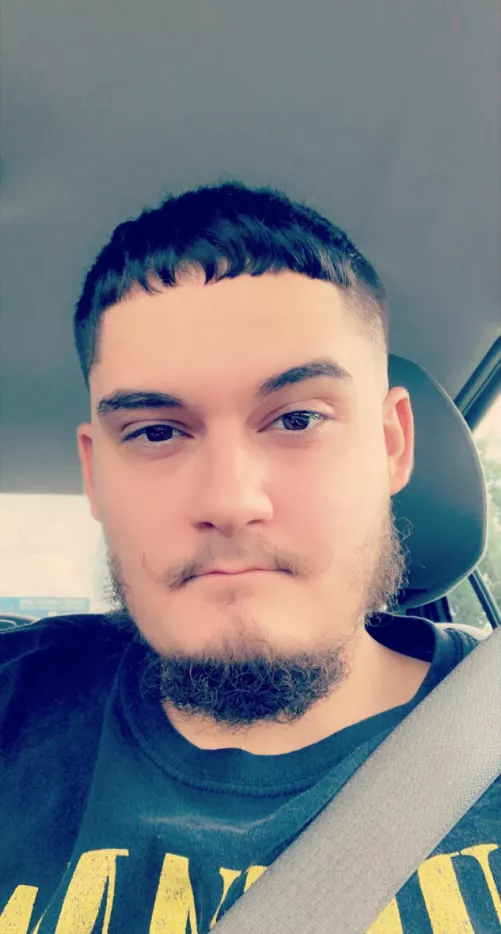 [24M] anybody down to smoke? Hella bored rn 😩 by Altruistic-Row6161