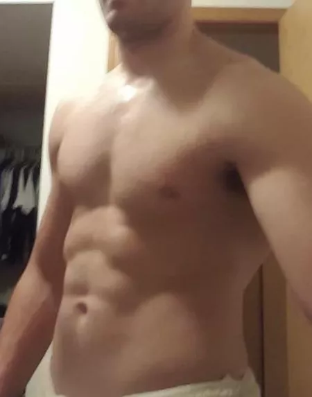 24M Des Moines Iowa bull for hotwife by ia7776