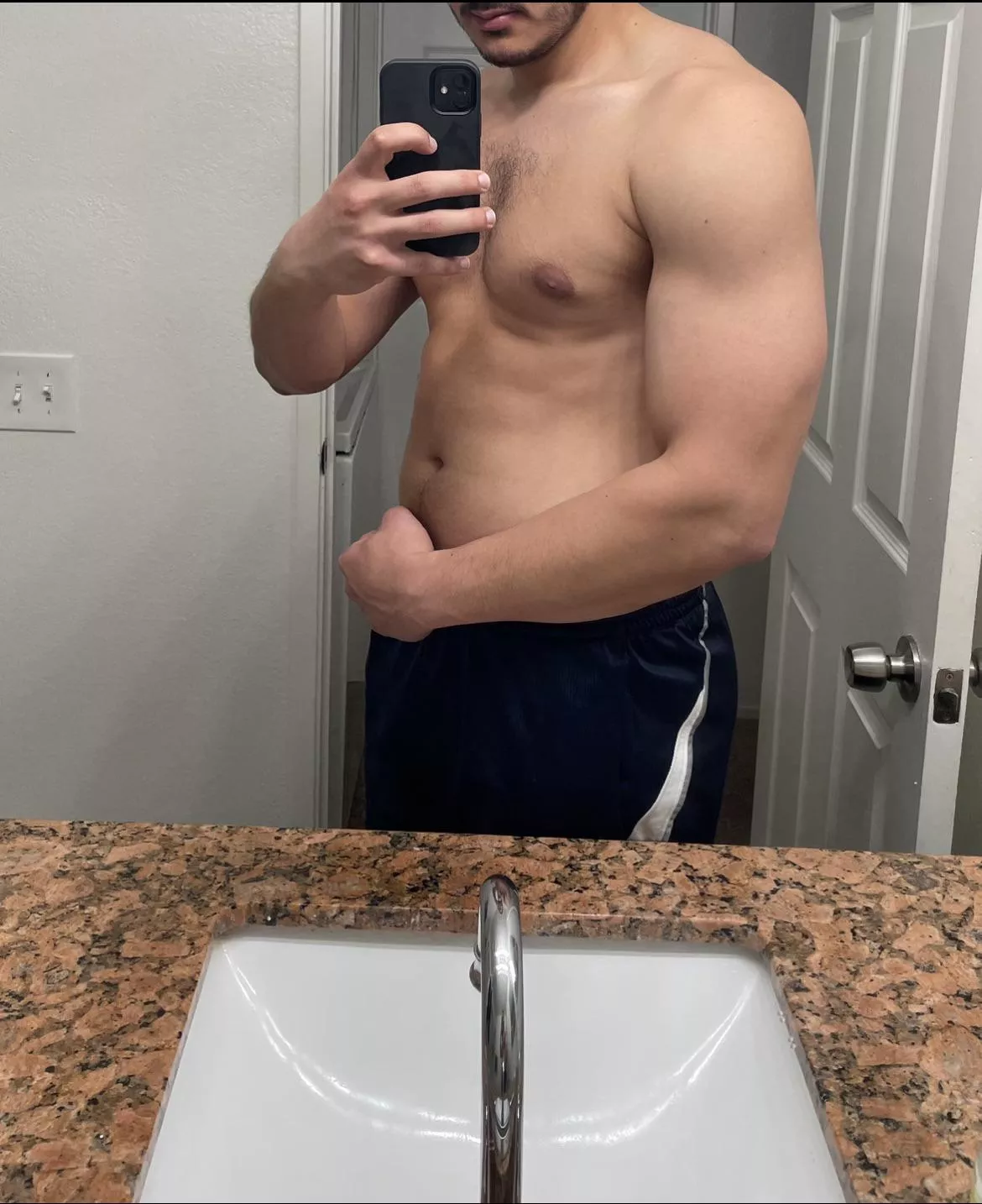 24M Experienced and Fit Bull posted by Nickt14321