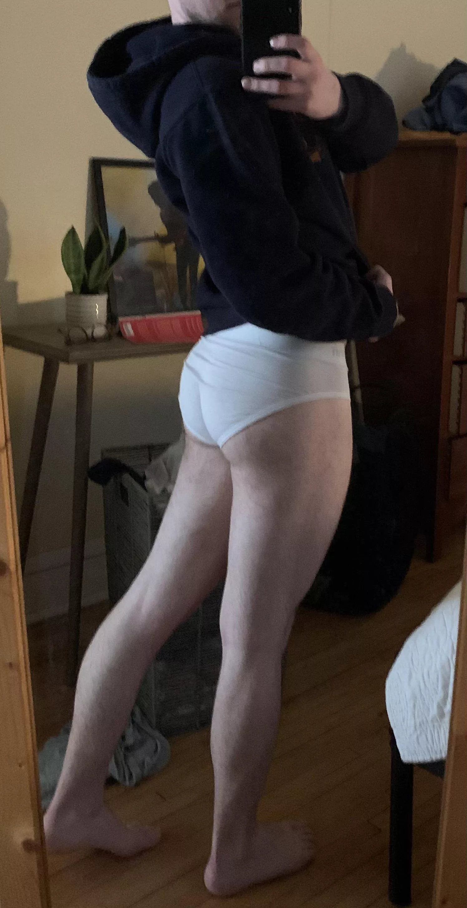 [24M] Worst part of my day is when I have to put on pants 😔 posted by 22fhj