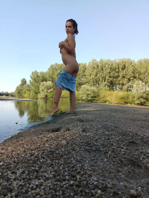 25 Y.O. petite busty babe. Pussy and anal custom play. 50% OFF - Only $5. I love to do live video! by ZulemaZahiir