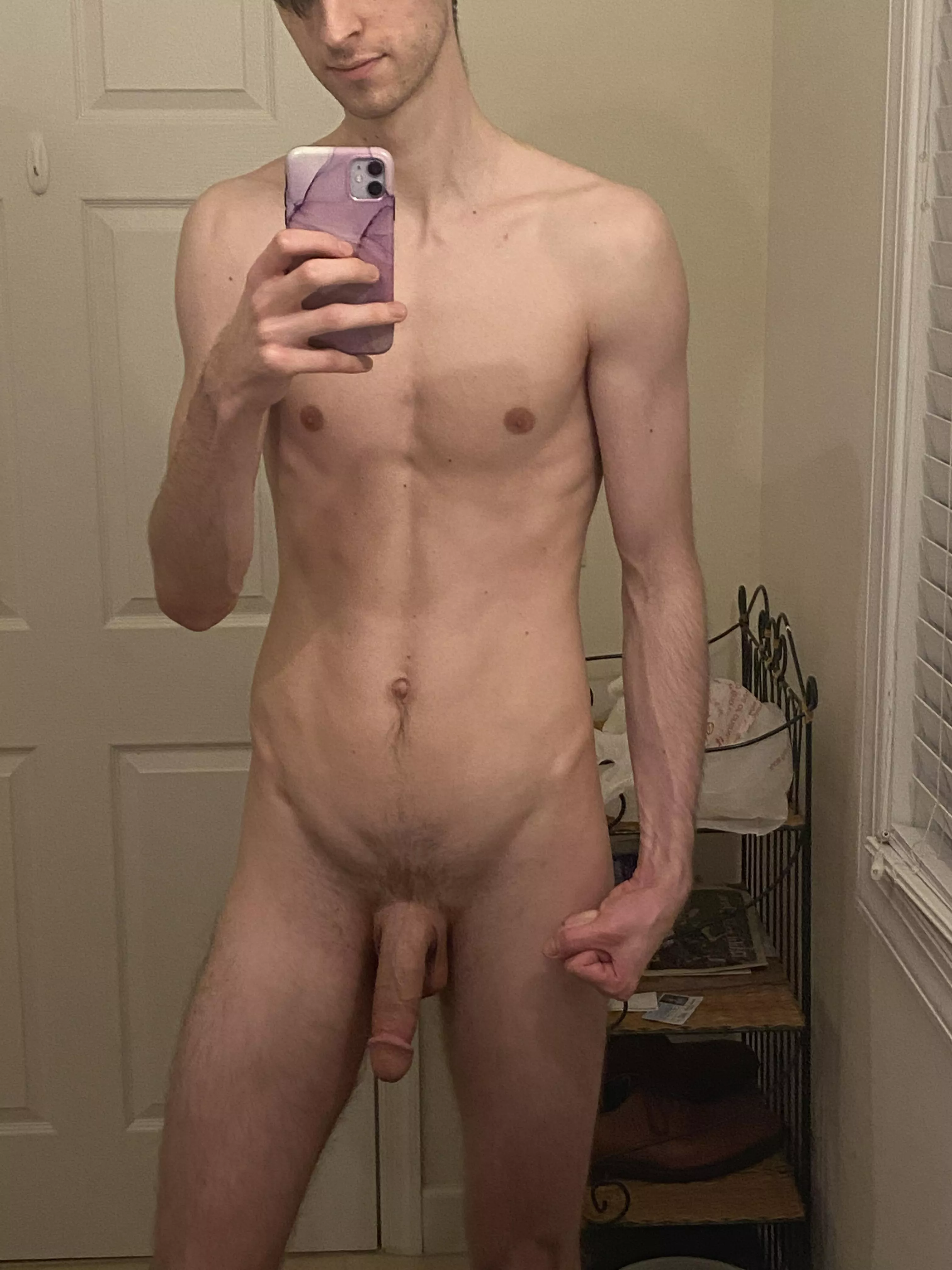 25M Hampton Roads, Virginia. Looking for couple! posted by A_very_tall_boye