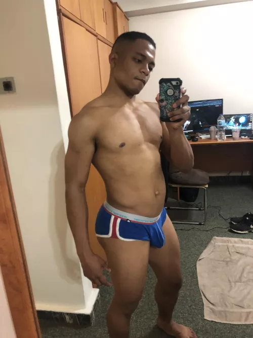 [26] Upper body done for today 🥵 by BlasianTwink