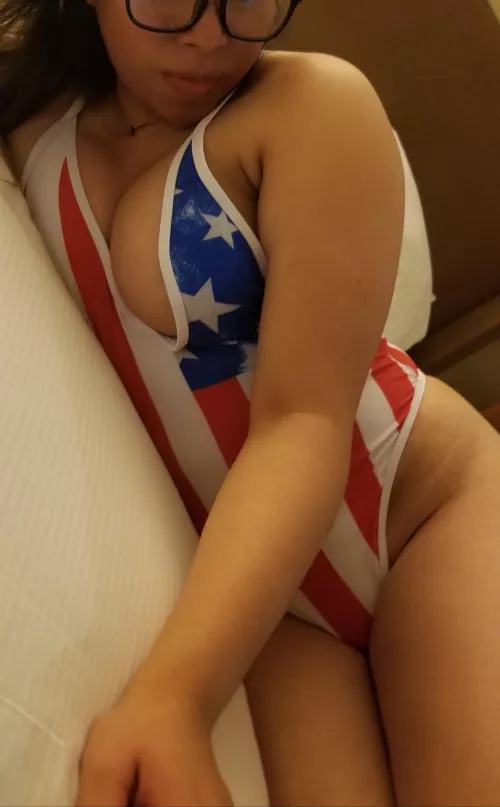 26 year old Mexican wife by JaysterRed