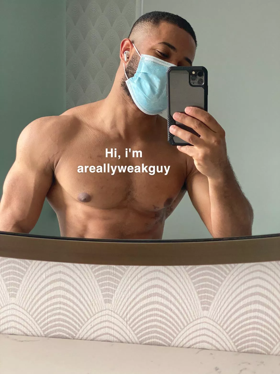 26M - L.A. & Vegas 6/18-6/25 - Able to travel anywhere in the U.S. as well. posted by areallyweakguy