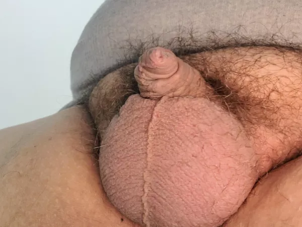 [27] hiding behind my sack by Lguevara20