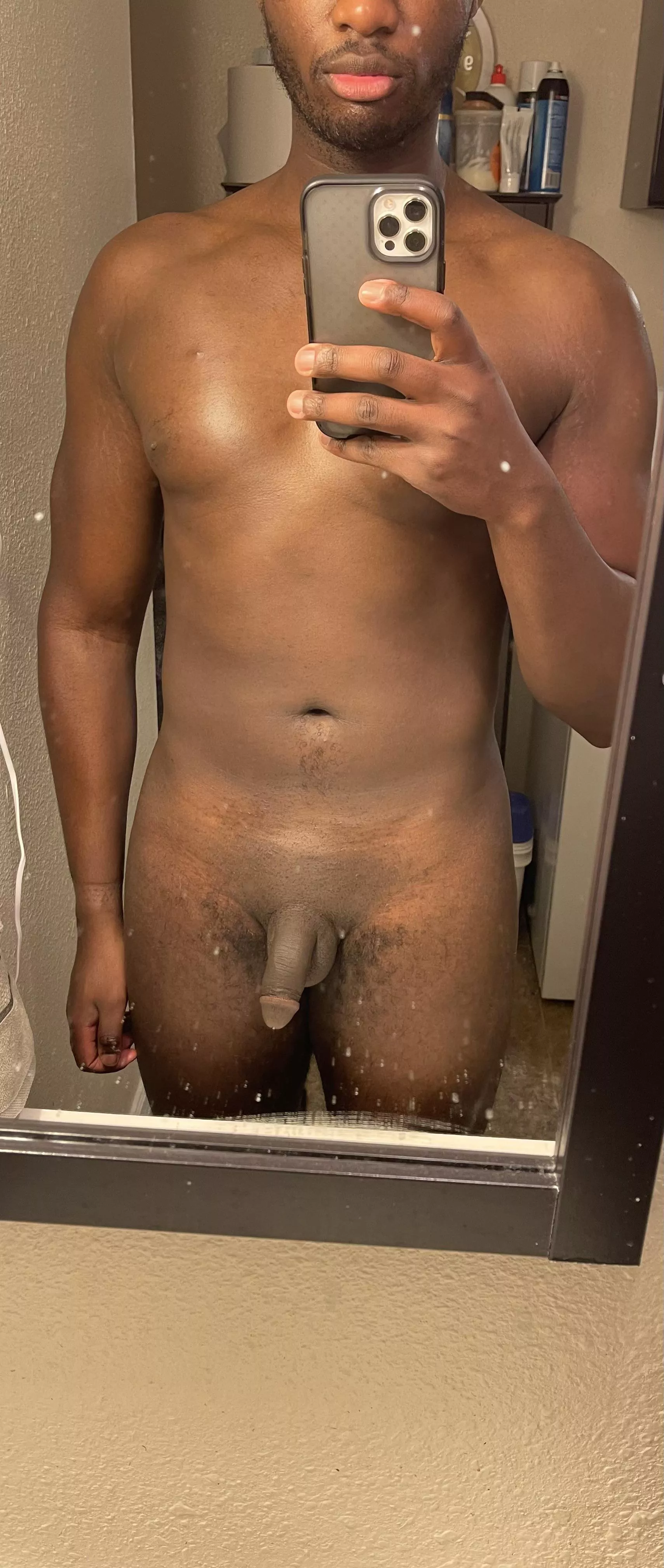 27M, 6’3, 186 pounds. Enjoying this beautiful Colorado day by staying in and taking a nap ☺️ posted by fantasticjayoh