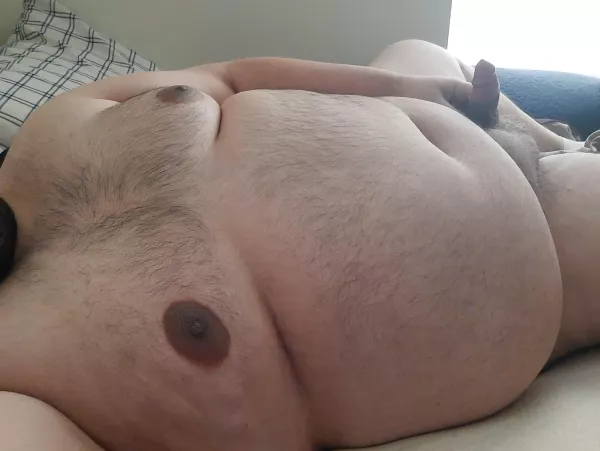 (28) Big body, small dick. What u think? by BigKahuna0693