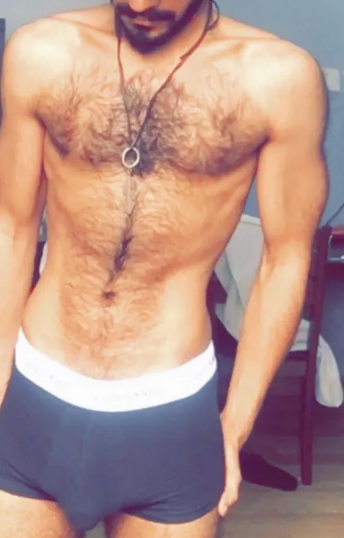 28 dom top for manly looking/acting slaves by soultanbolom33tt