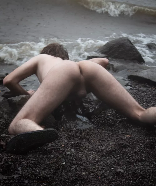 (28) Have you ever fantasized about getting fucked in the middle of a storm? by anonaway27