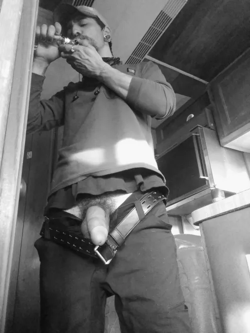 [28][M] Toke & Choke in the A.M. by papabeaarr