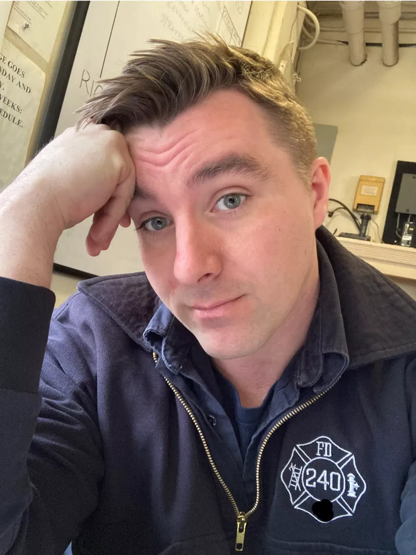 29 Entertain me! posted by FlashySlip380