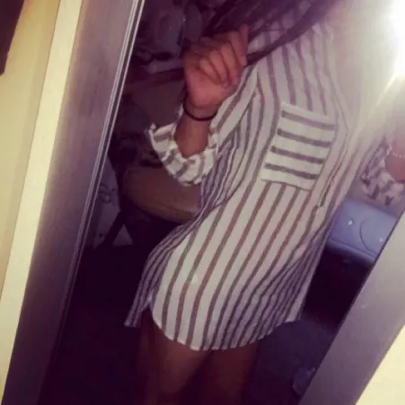 29 [F4M] UK rating your cocks for the next hour or so by tallthinUKwife