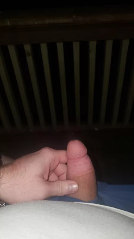 (29) jerking off on my porch by wankerid