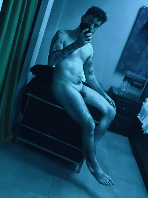 29 (m) i’ve always been insecure about my body. would definitely appreciate your feedback 😶 by cccerebus