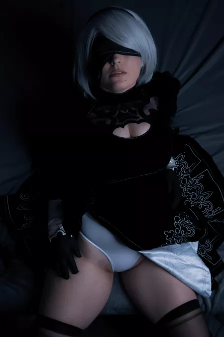 2B from Nier: Automata by QueenieSoles