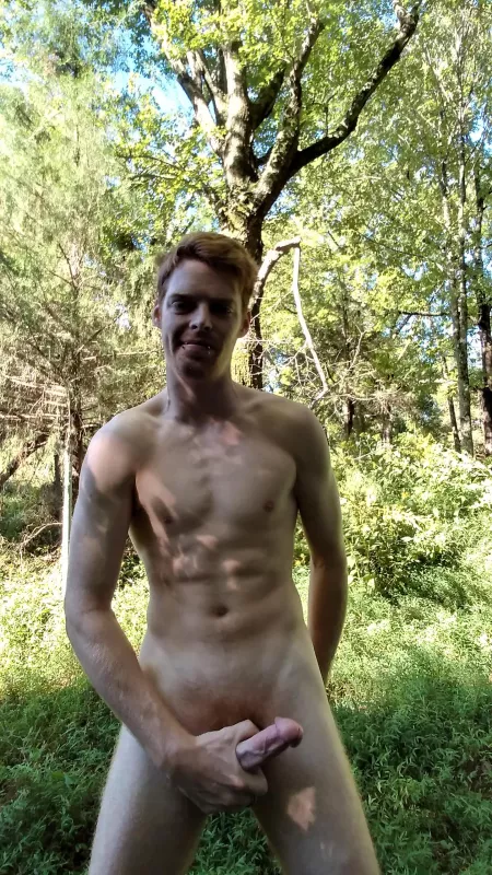 2nd day of fall is upon us... anyone wanna keep me warm during the cold seasons? by ReddevilNC98