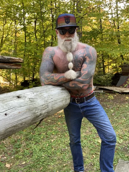 2nd day on Reddit. Hello! by ThorMacDaniel