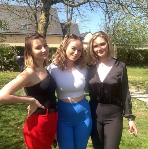 [3] 3 sisters choose one by grimmjowjaggerjack20