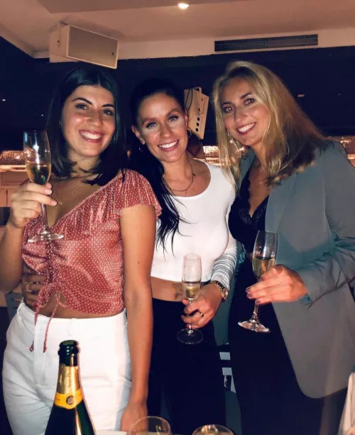 3 babes by Spanker24