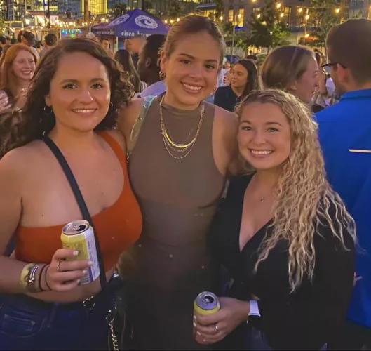 3 best friends by Wteller123