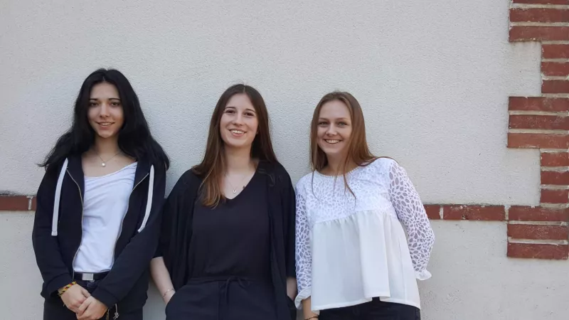 [3] choose the best girl by grimmjowjaggerjack20