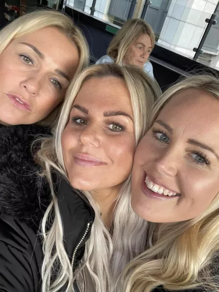 [3] hot blondes by Particular-Gene-9131