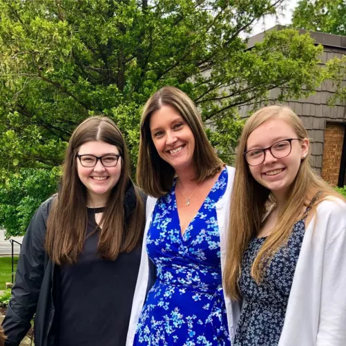 [3] Post dinner lay? by palestshot