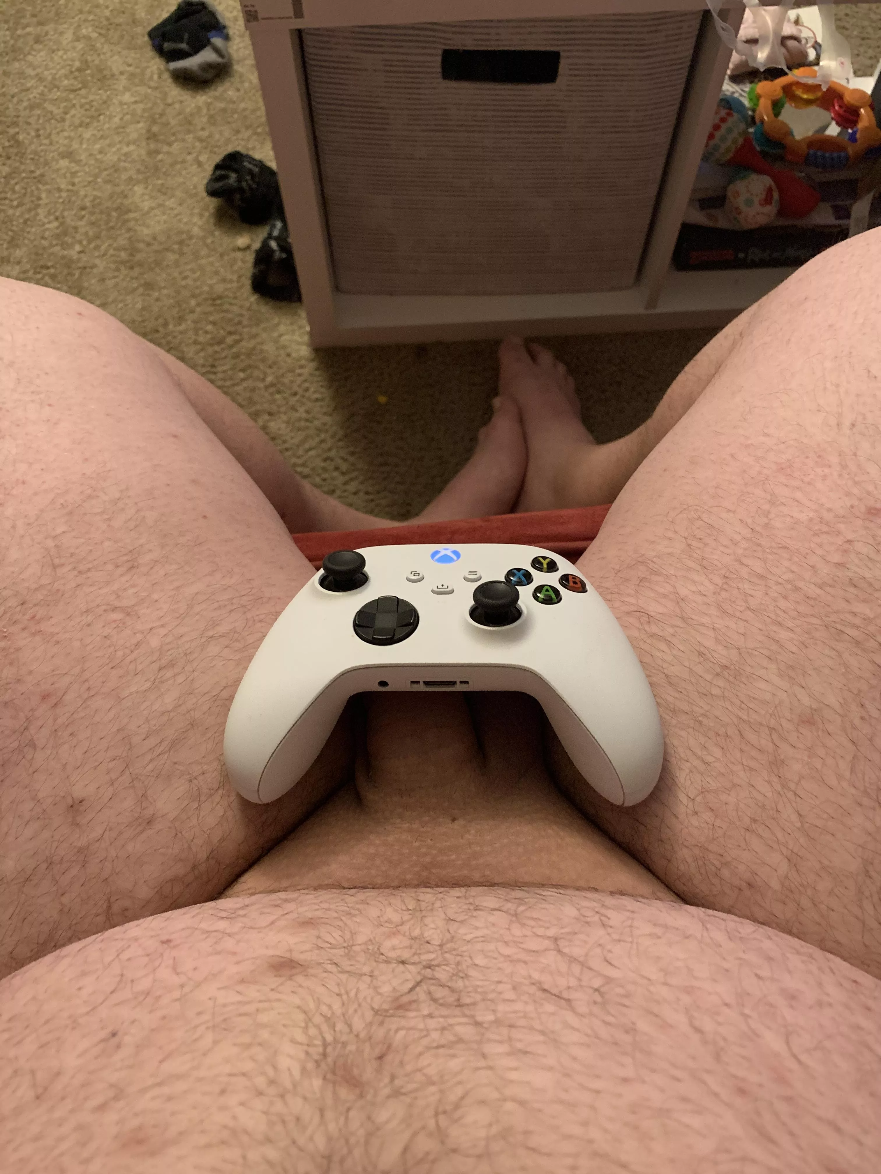 [30] [ca]Fresh out of the shower! Gaym time!! Feel free to dm me 😋 posted by twiztid138